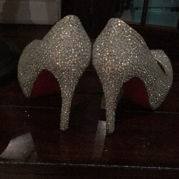 Custom crystal shoes-stunning!💍💋👠💄🍓 - Picture 5 of 7